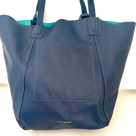 Lucky Brand Navy Blue Pebbled Leather Tote Bag with Teal Interior and Pouch - Picture 2 of 13